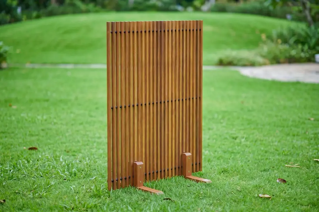 TPRD01 - VÁCH NGĂN 1.webp